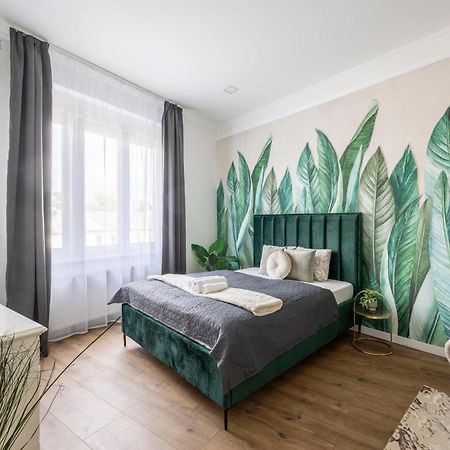 Luxy Central Spacious & Cozy Residence With Balcony Budapest Exteriör bild